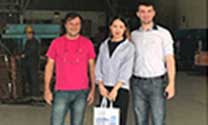 Foreign Customers Visit LP Factory